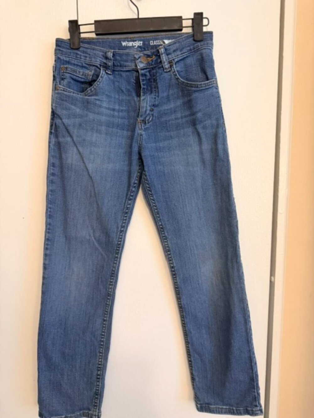 Wrangler Classic Straight Jeans – Youth Size 12 regular Wash Stretch Denim